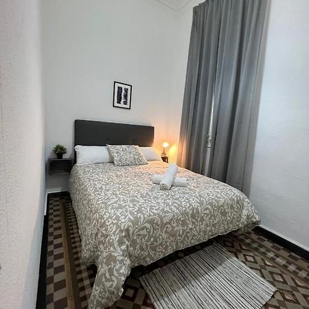 A & M Barcelona Hostal Экстерьер фото
