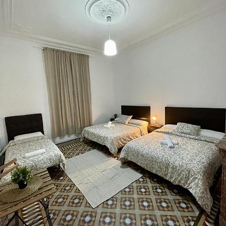 A & M Barcelona Hostal Экстерьер фото