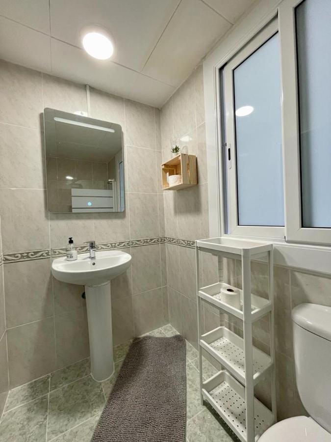A & M Barcelona Hostal Экстерьер фото