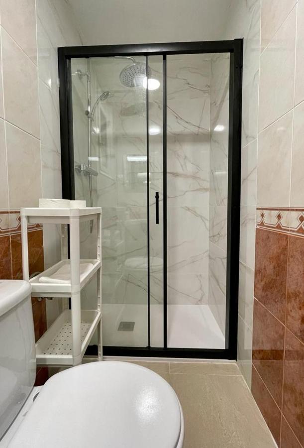 A & M Barcelona Hostal Экстерьер фото