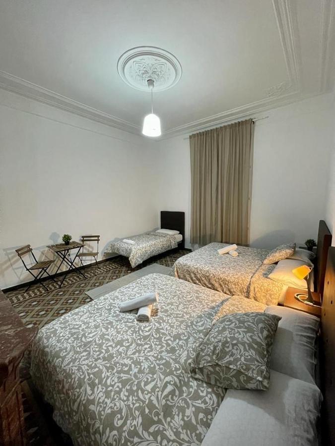 A & M Barcelona Hostal Экстерьер фото